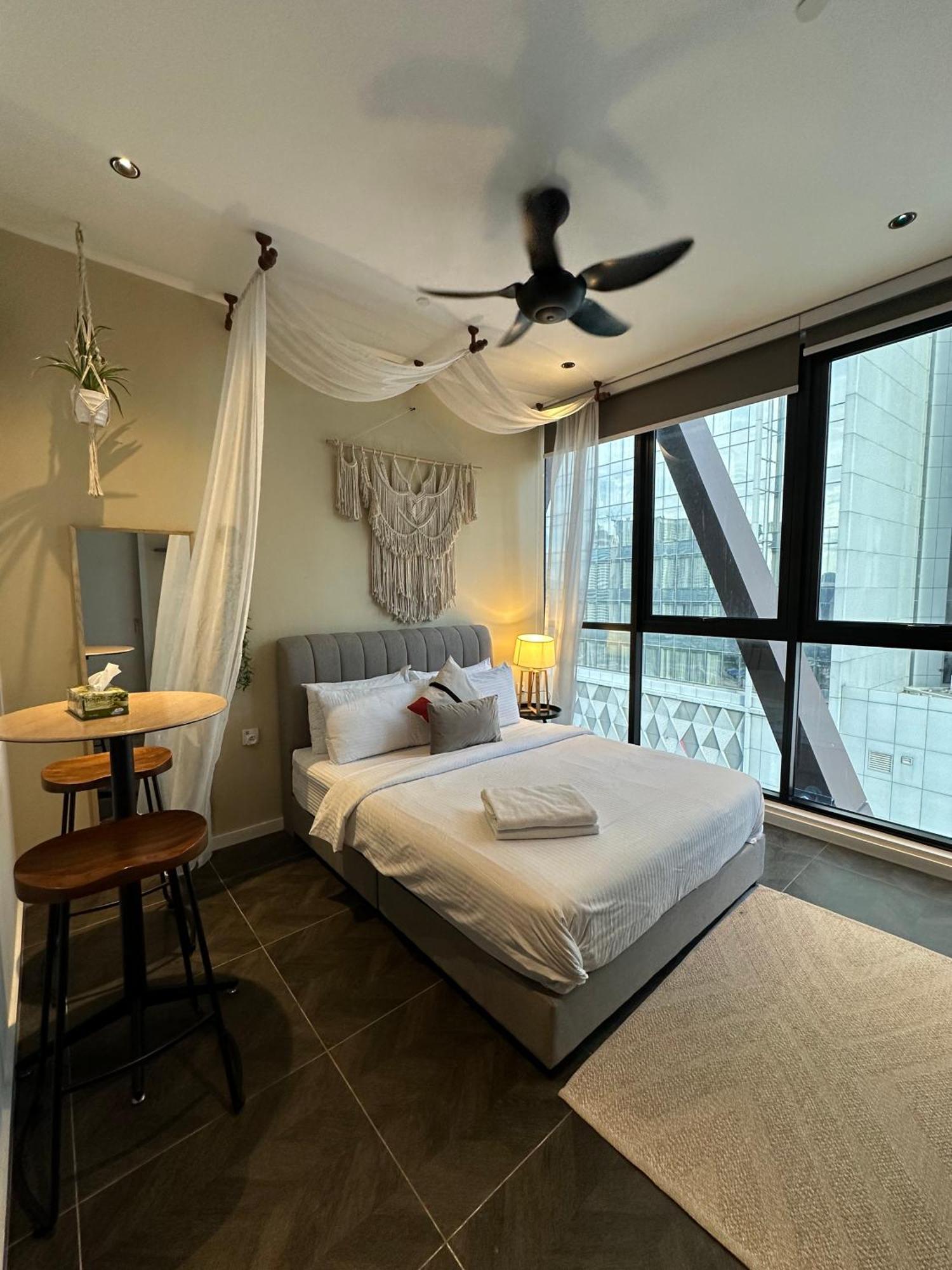 Scarletz Suites Klcc By Numa Kuala Lumpur Buitenkant foto